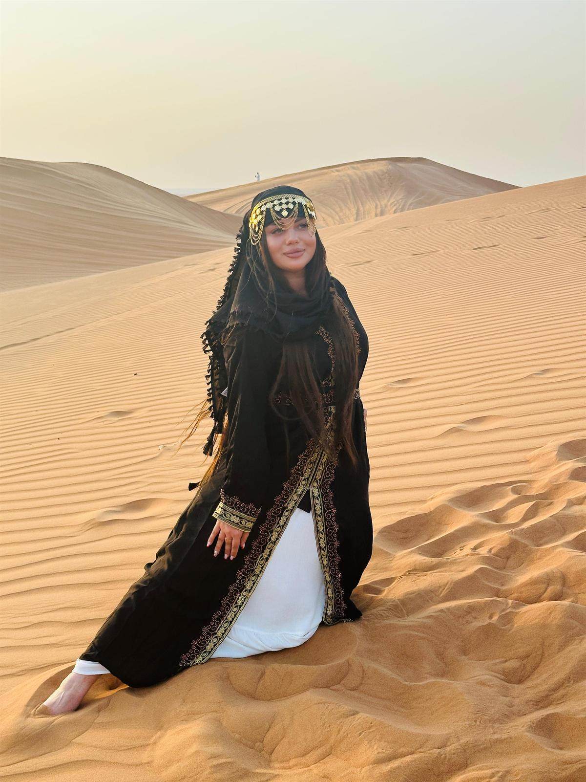 Traditional portrait in Dubai desert