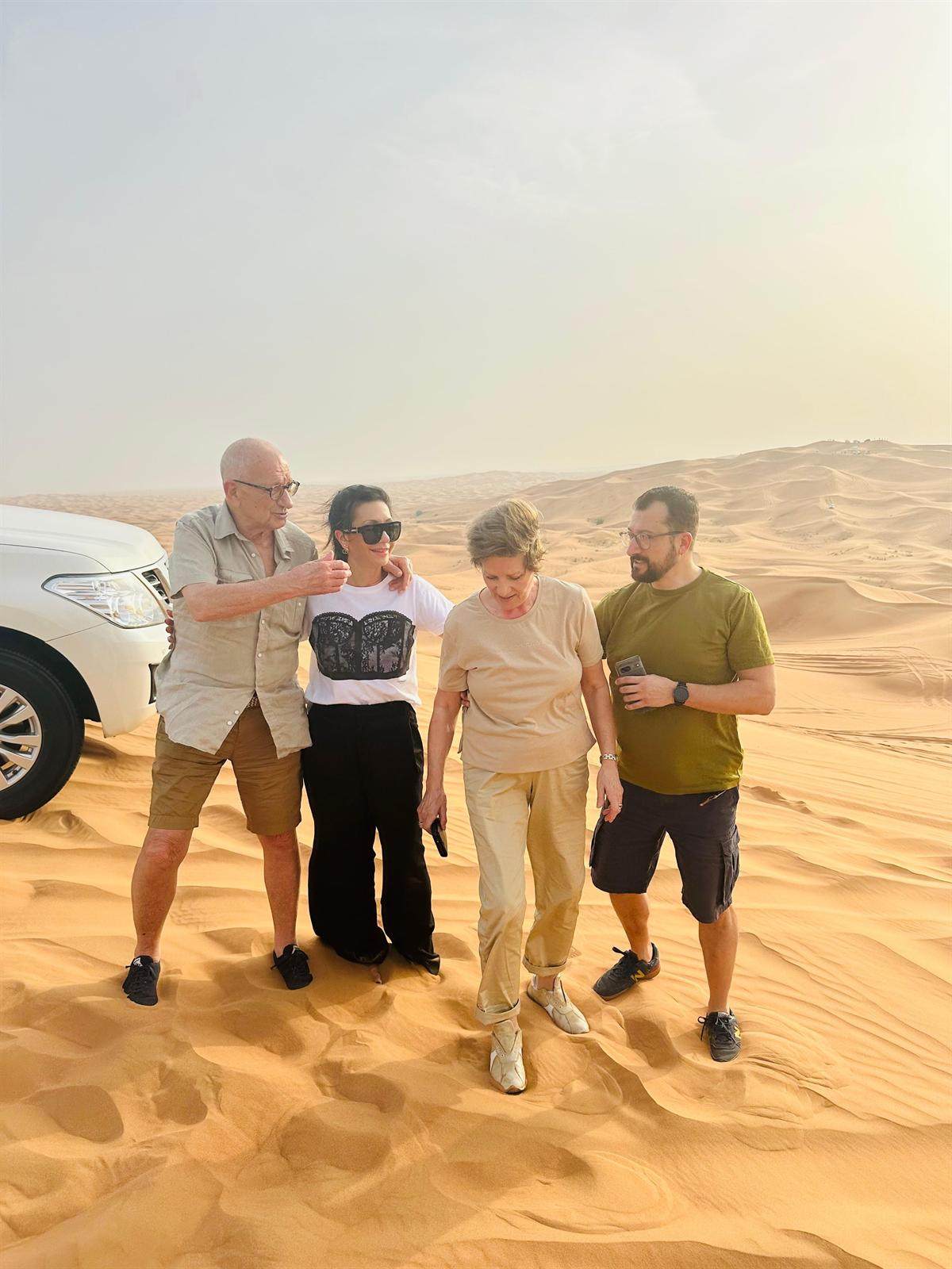 Group arrival for desert safari in Dubai